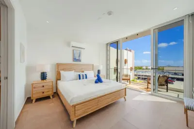 Condominium for Sale in Eagle Beach, Aruba - The Reef 5C, photo 6 of 42