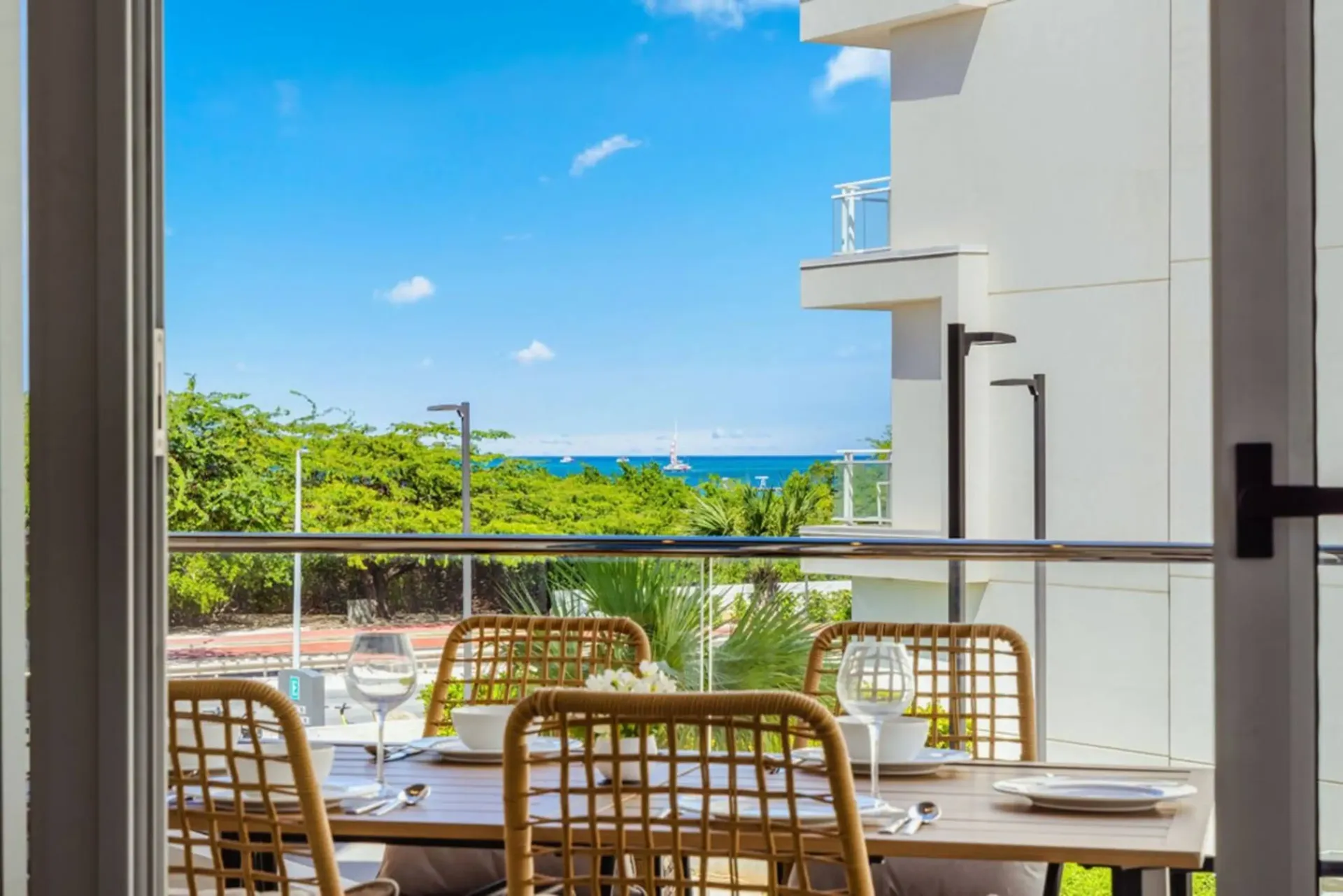 Condominium for Sale in Eagle Beach, Aruba - The Reef 2C, photo 1 of 40