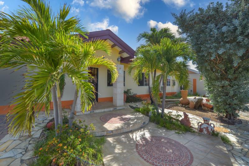 Residential Properties for Sale in Aruba in Oranjestad, Aruba - San Barbola Residence 160, photo 1 of 35